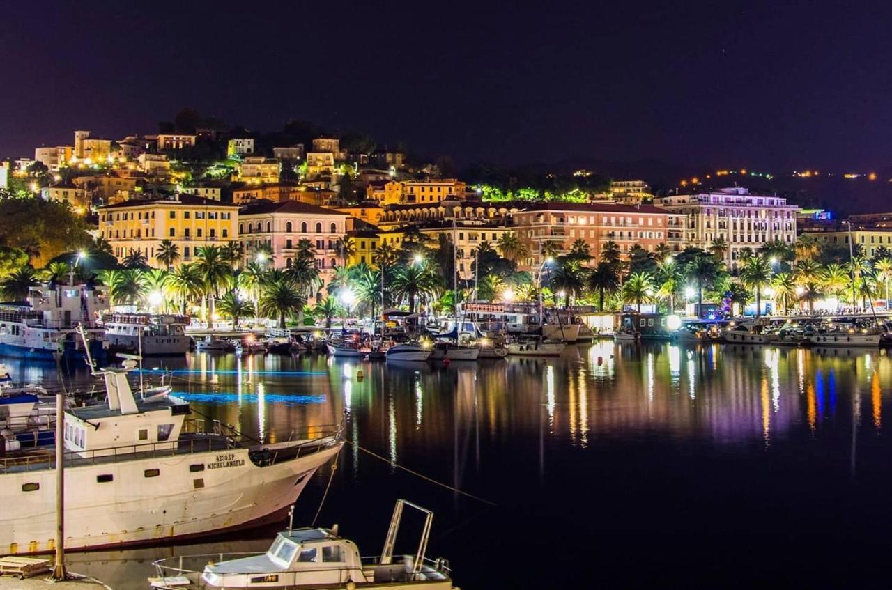 Acasadimary Apartment La Spezia Bagian luar foto